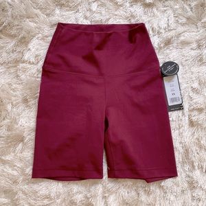 Yogalicious Lux high rise 7” inseam rouge athletic shorts